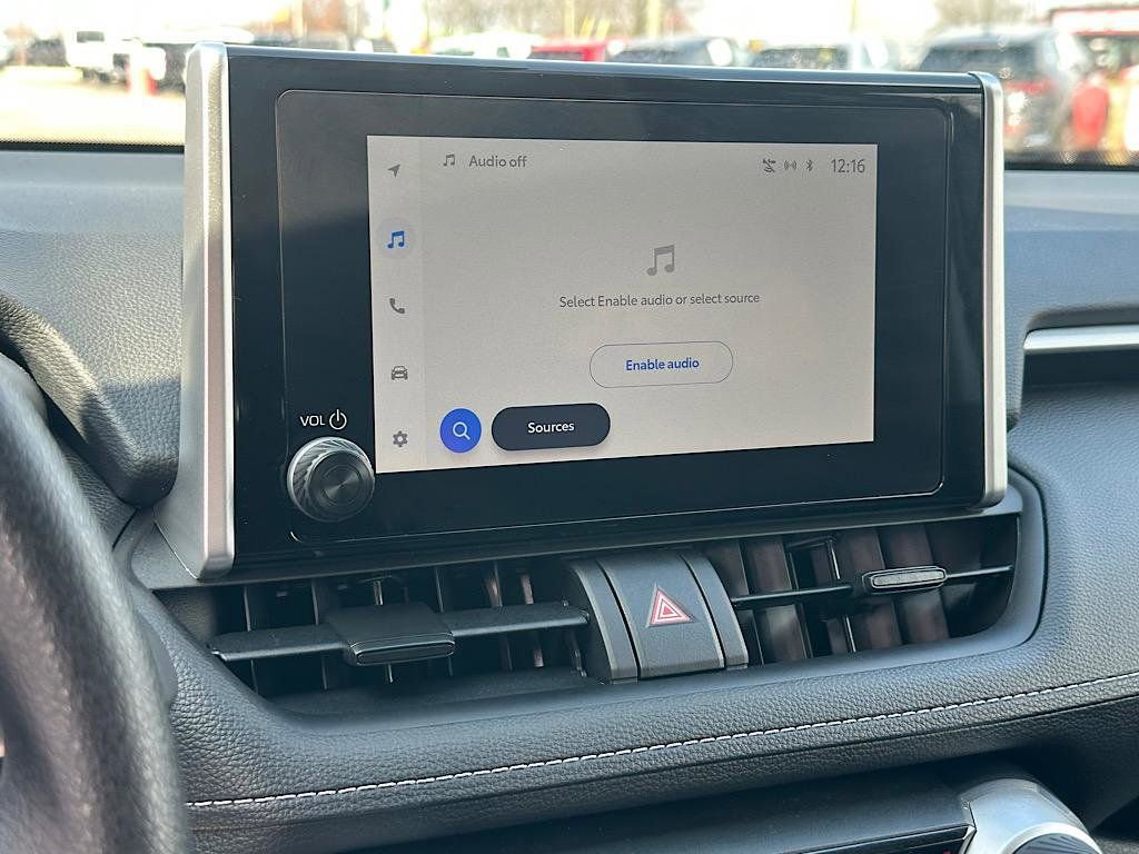 Certified 2025 Toyota RAV4 LE image 28