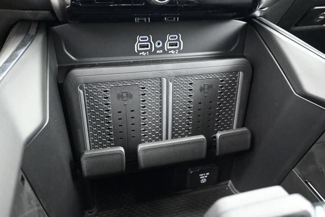 New 2026 RAM 3500 Laramie AWD/4WD image 29