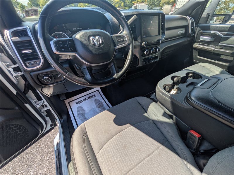 Used 2024 RAM 2500 Big Horn image 16