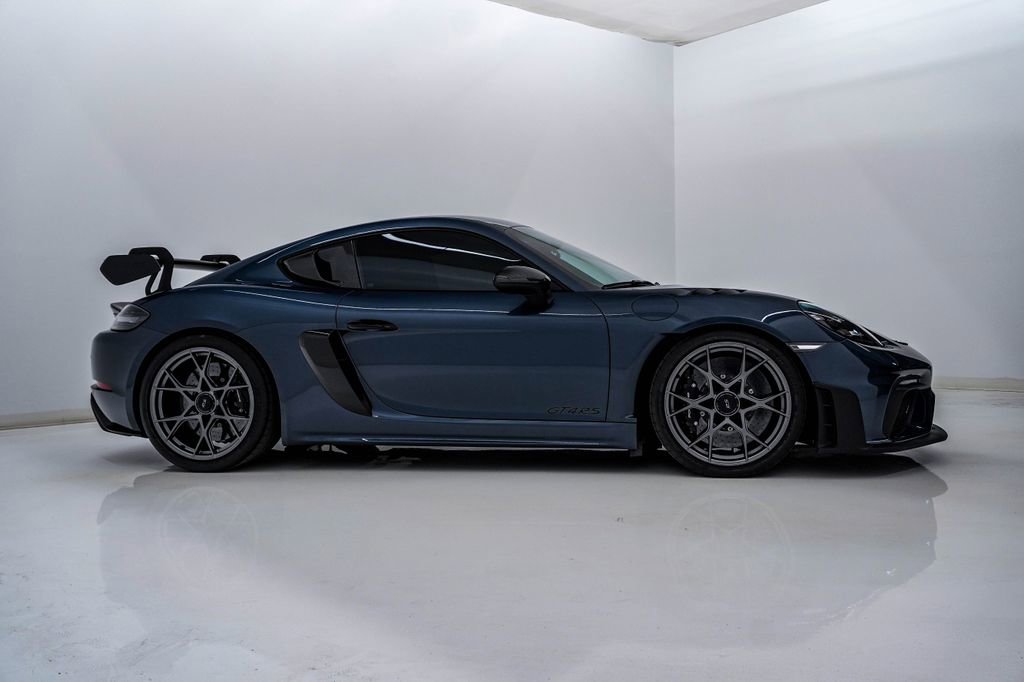 Used 2023 Porsche 718 Cayman GT4 RS RWD image 10
