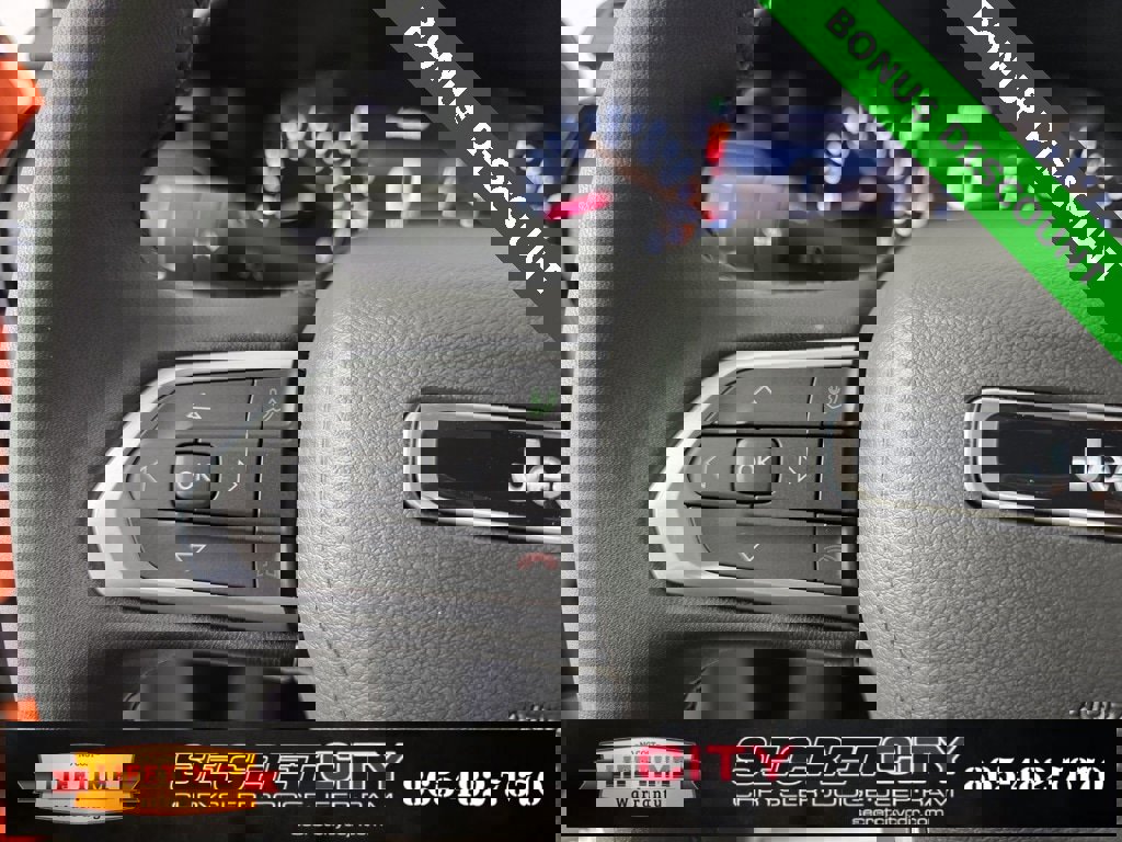 New 2026 Jeep Compass Latitude image 16