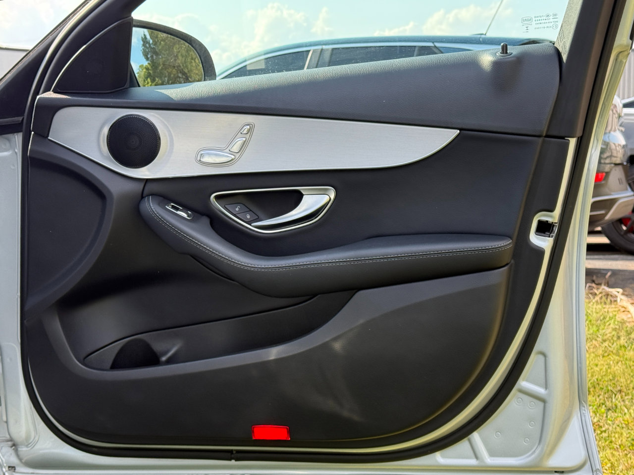 Used 2019 Mercedes-Benz C 300 Sedan image 19