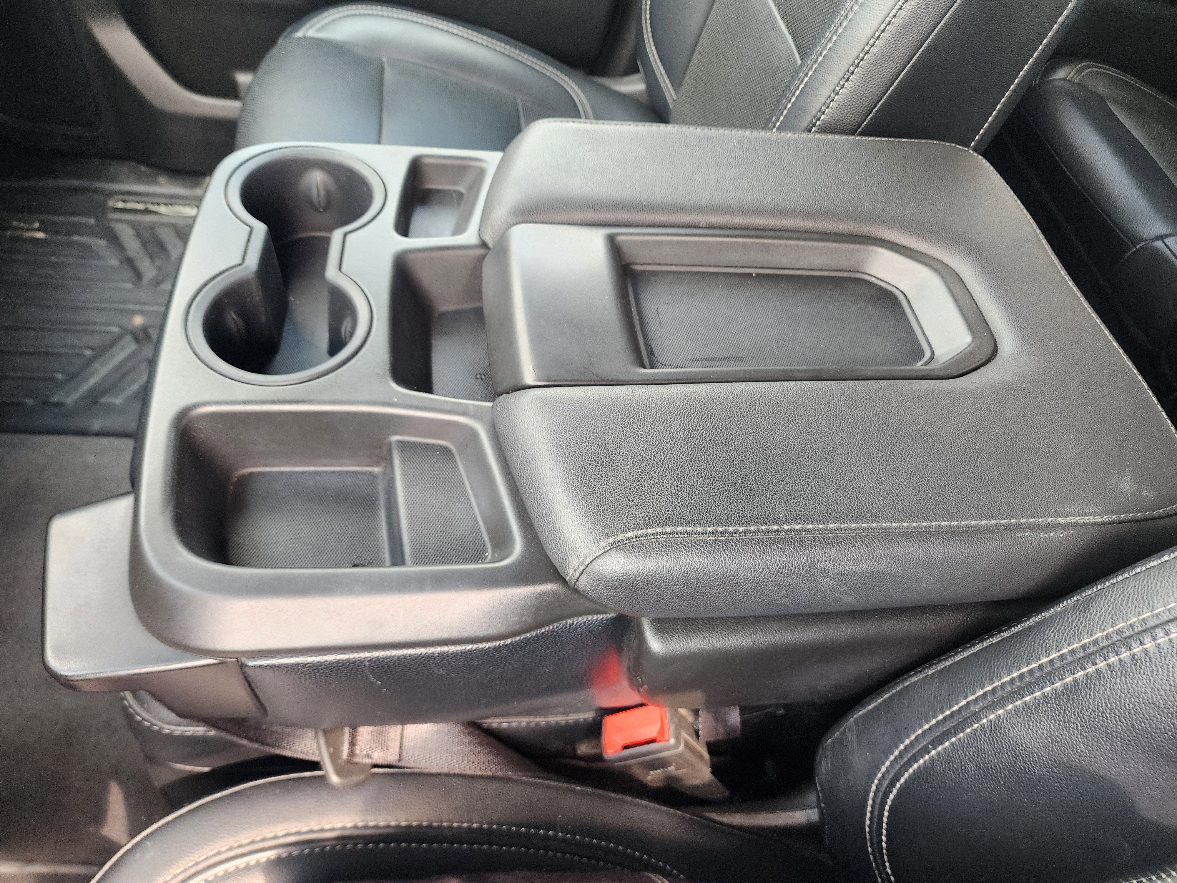 Used 2021 Chevrolet Silverado 2500 Custom w/ Custom Value Package image 32