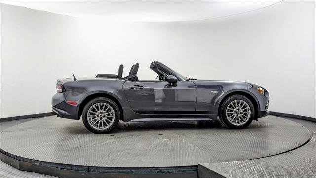 Used 2018 FIAT 124 Spider Classica RWD image 9