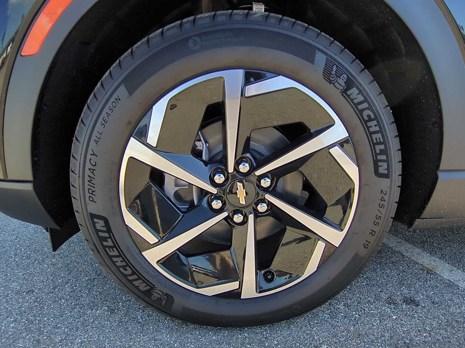 New 2026 Chevrolet Equinox EV LT AWD/4WD image 29