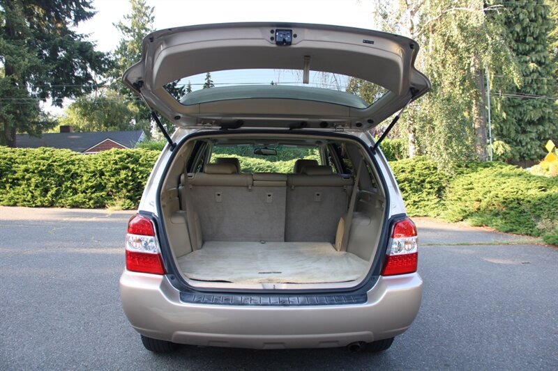 Used 2007 Toyota Highlander Limited AWD/4WD image 16