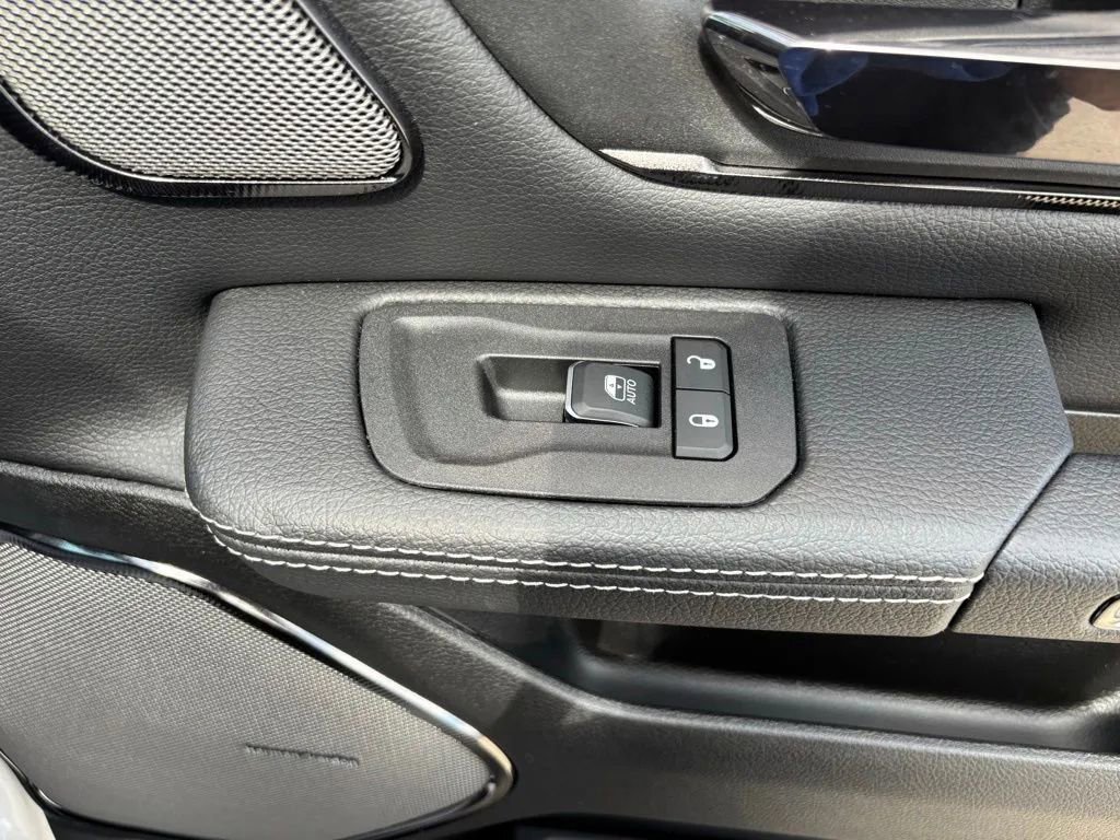 Used 2026 RAM 1500 Rebel w/ G/T Package AWD/4WD image 37