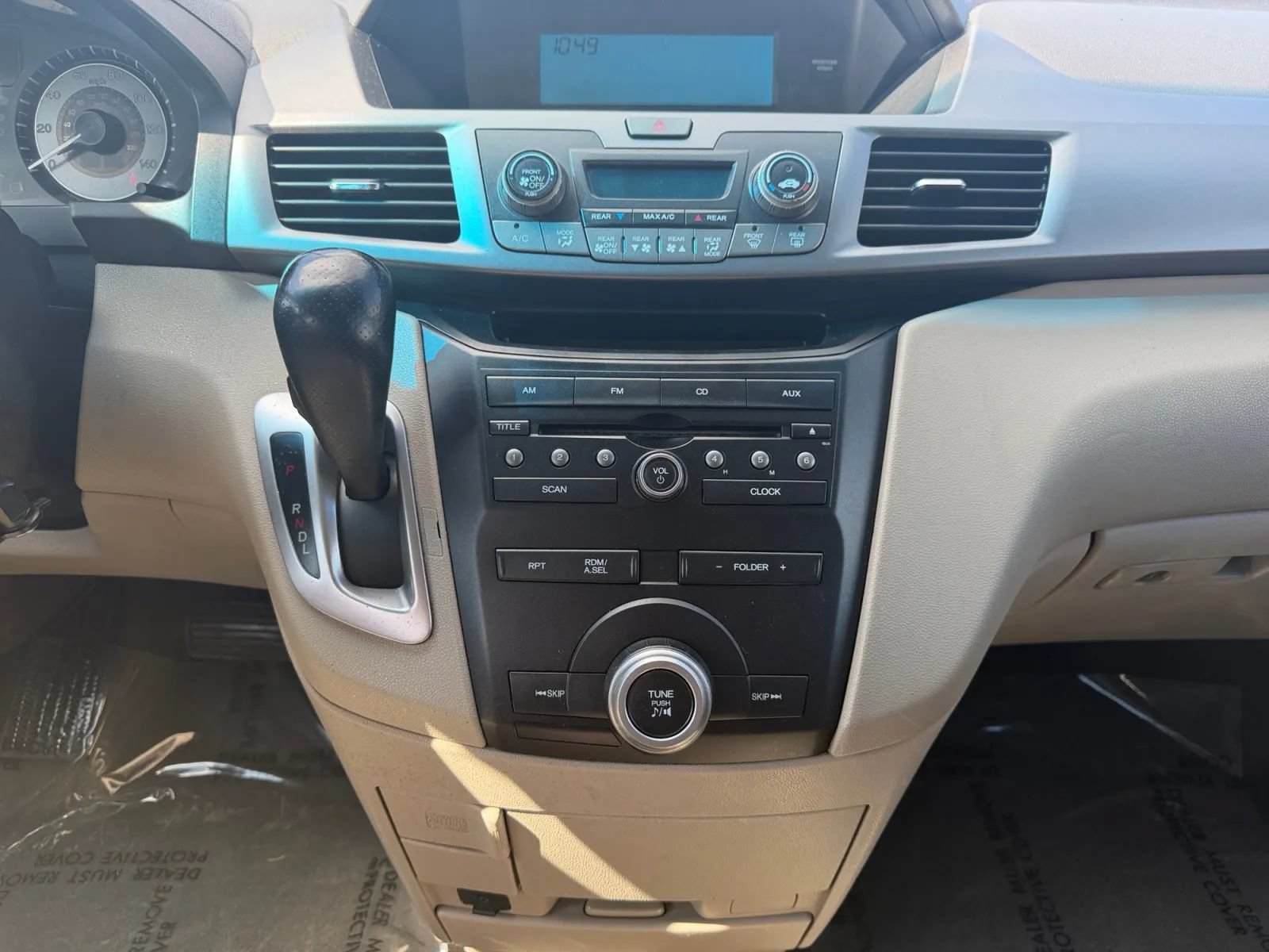 Used 2011 Honda Odyssey LX image 18