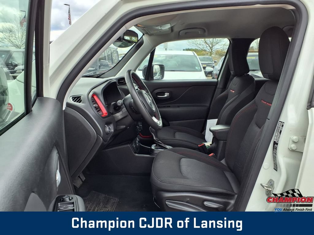 Used 2023 Jeep Renegade Trailhawk AWD/4WD image 22