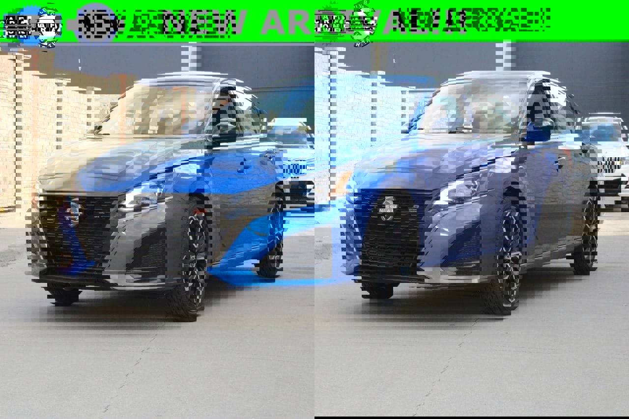 Used 2025 Nissan Altima 2.5 SR video 1