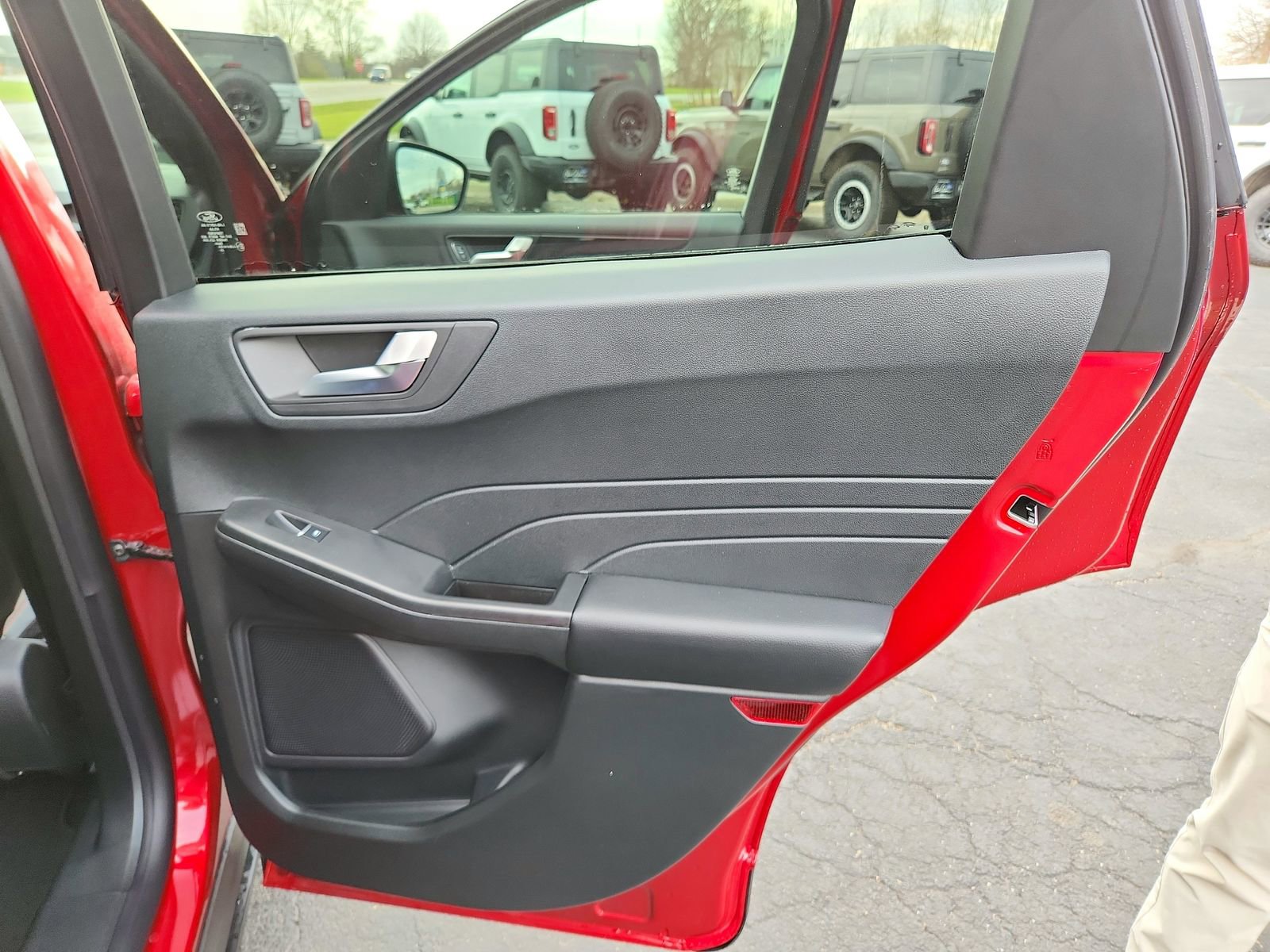 New 2026 Ford Escape ST-Line Select w/ Equipment Group 401A image 29