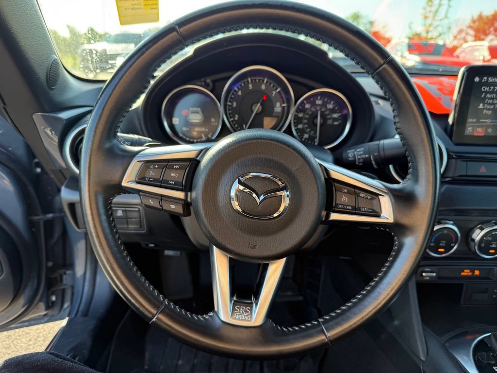 Used 2021 MAZDA MX-5 Miata RF Grand Touring RWD image 15