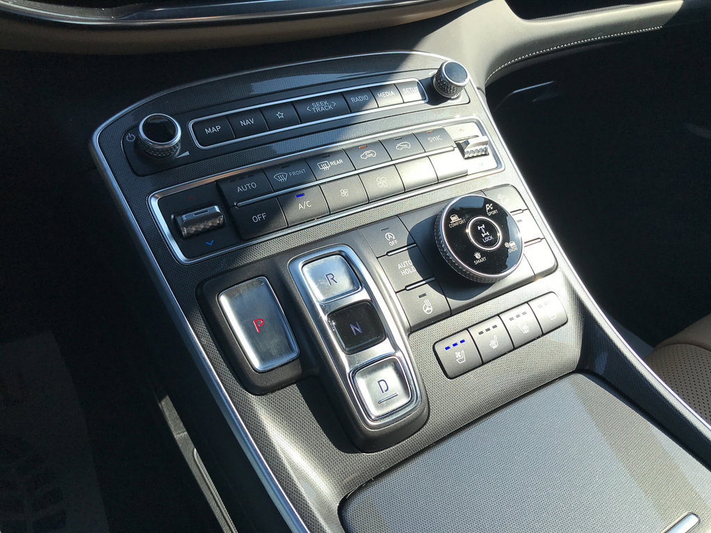 Used 2021 Hyundai Santa Fe Calligraphy AWD/4WD image 24