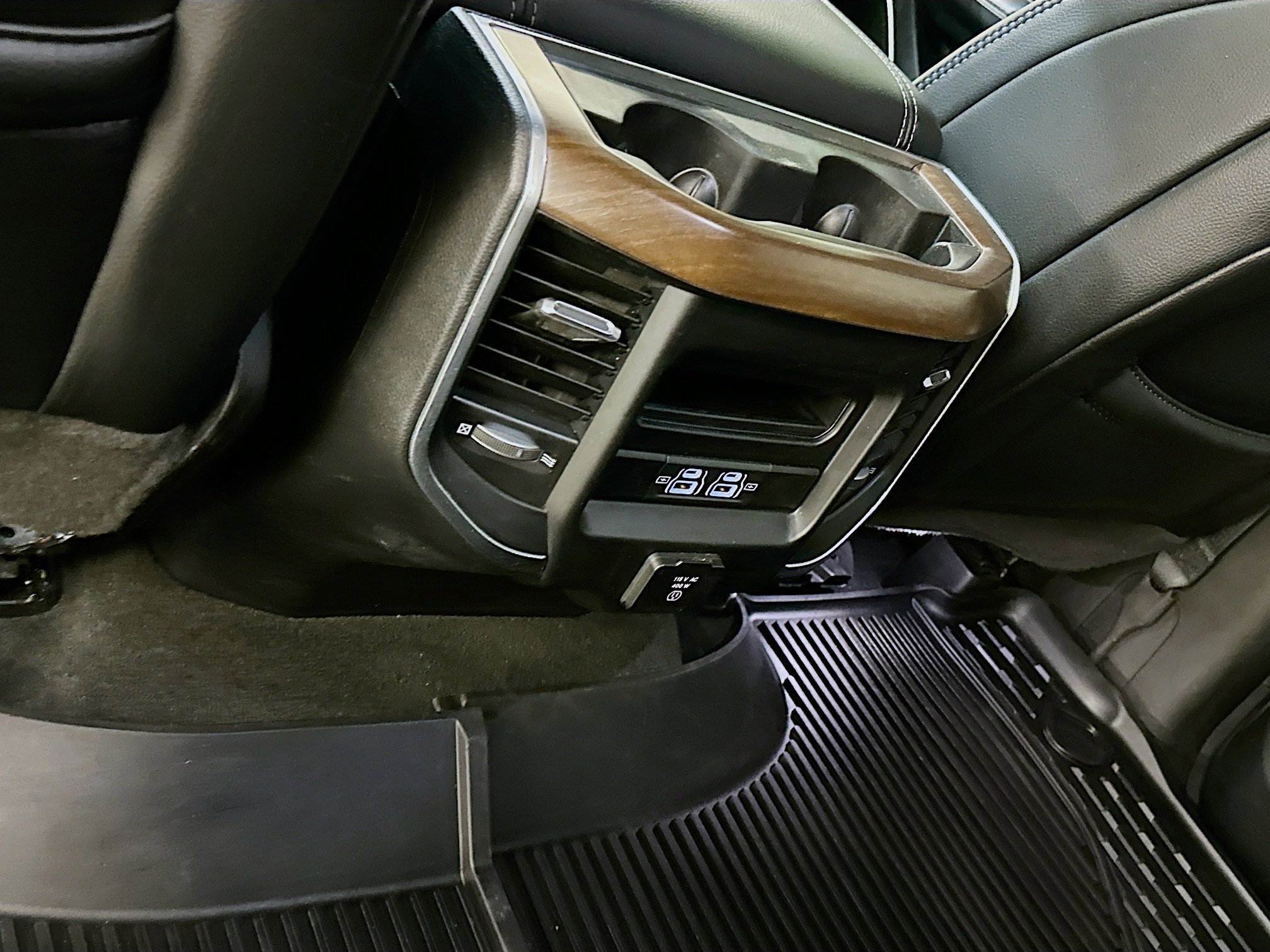 Used 2021 RAM 1500 Laramie image 28