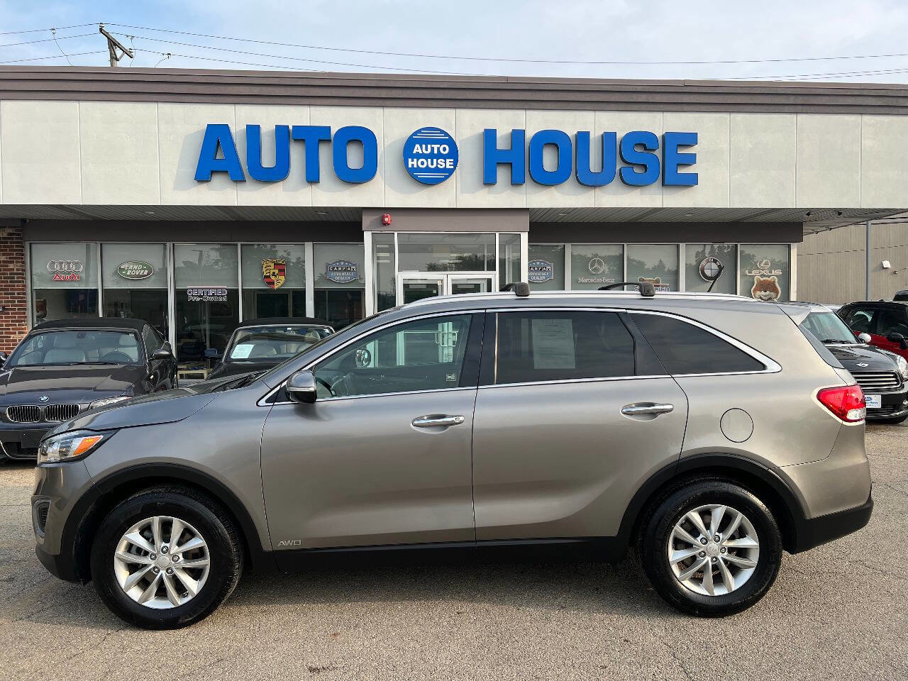 Used 2016 Kia Sorento AWD image 9
