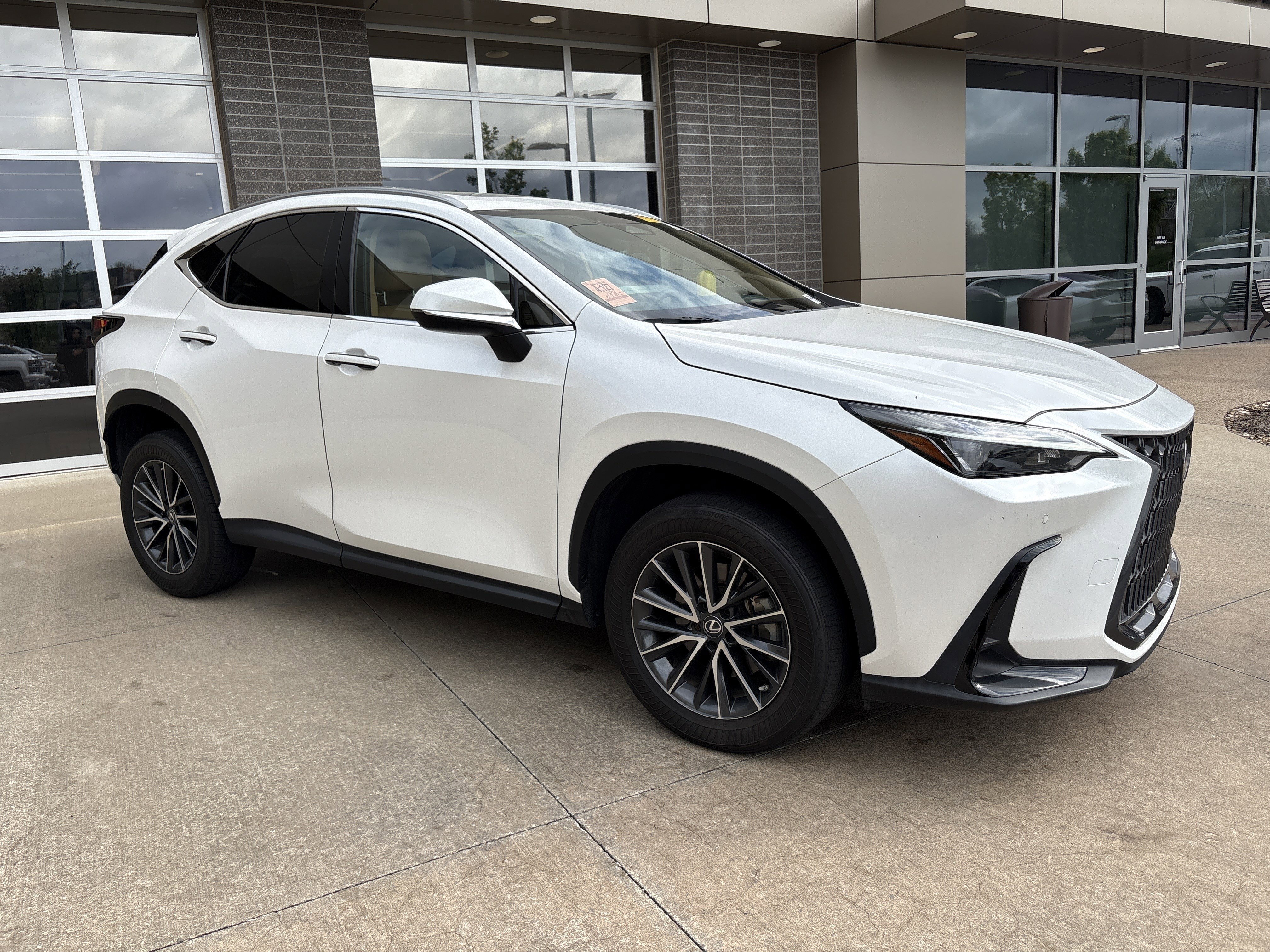 Used 2023 Lexus NX 350 AWD image 15