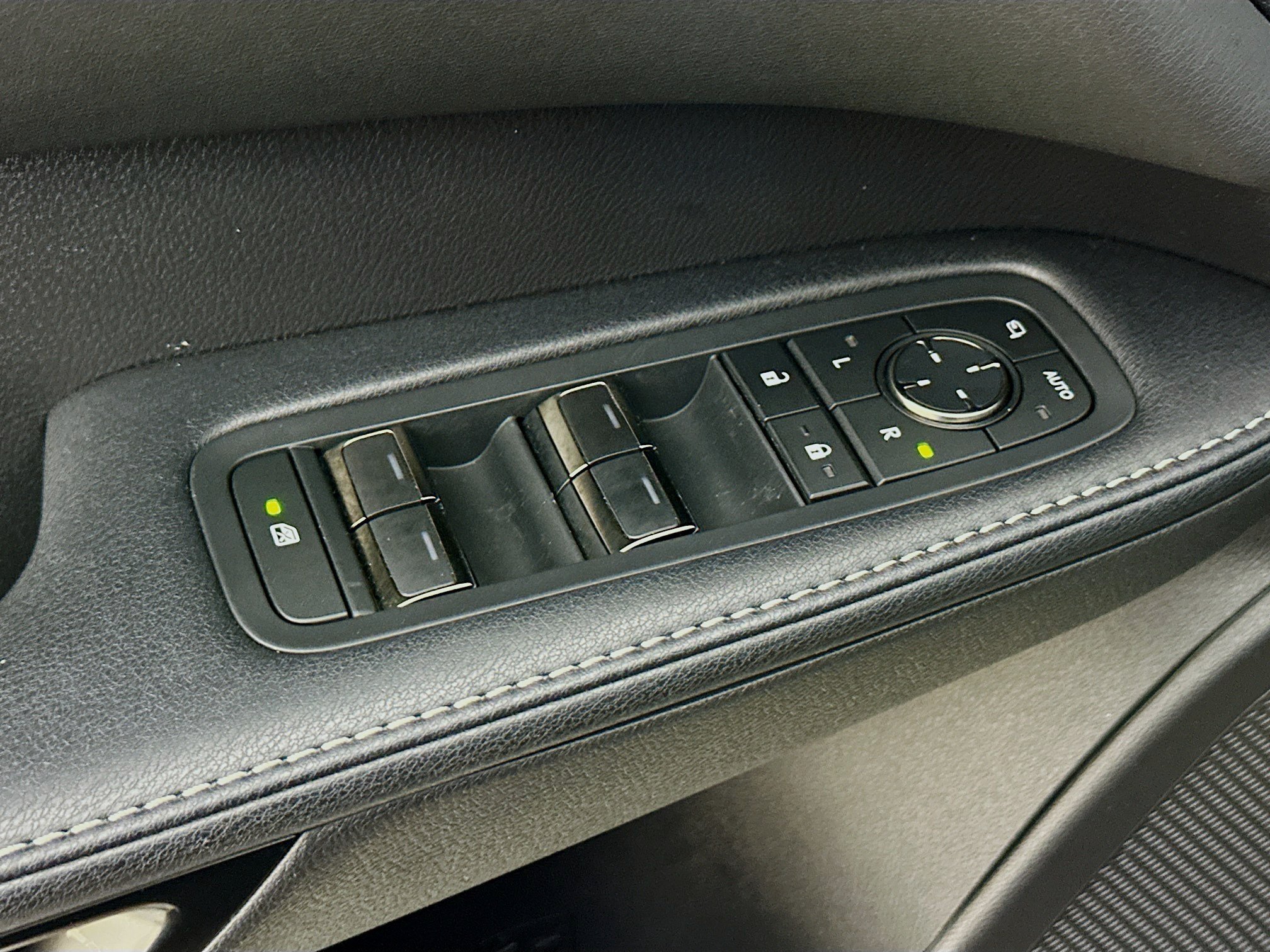 Used 2024 Lexus RX 350 Premium w/ Accessory Package (Z1) FWD image 15