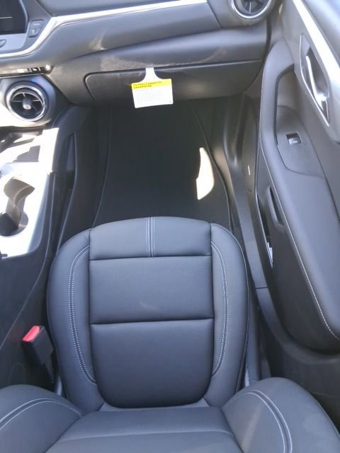 New 2026 Chevrolet Blazer LT w/ Sound & Technology Package FWD image 15
