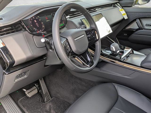 New 2026 Land Rover Range Rover Sport Dynamic SE AWD/4WD image 3