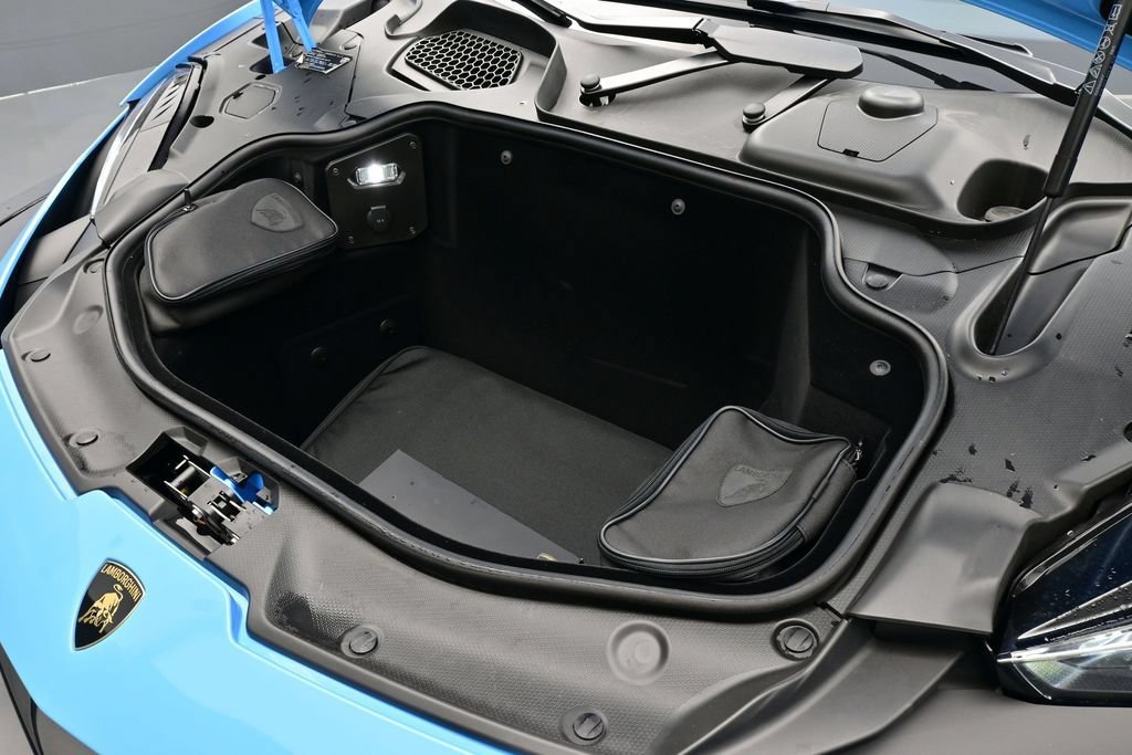Used 2026 Lamborghini Temerario AWD/4WD image 16