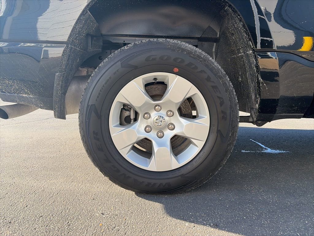 Used 2023 RAM 1500 Big Horn image 9