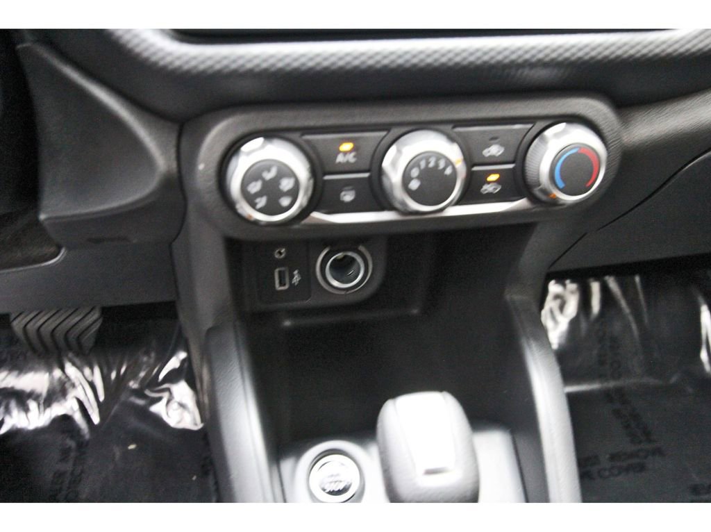 Used 2025 Nissan Kicks Play S FWD image 25