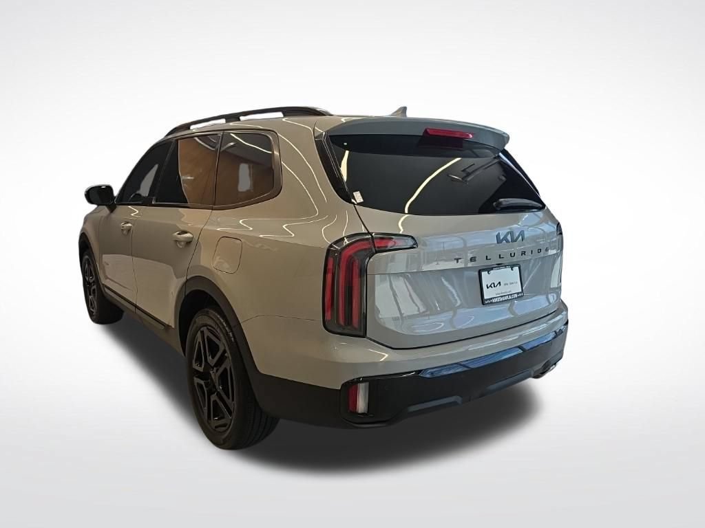 Certified 2025 Kia Telluride EX X-Line AWD/4WD image 11