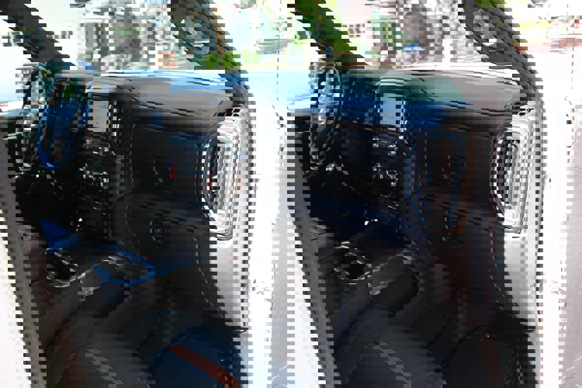 Used 2021 GMC Sierra 1500 AT4 w/ AT4 Preferred Package image 22