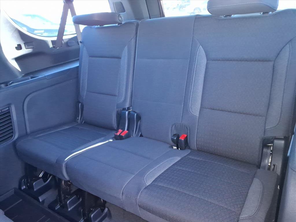 New 2026 Chevrolet Suburban LS RWD image 12