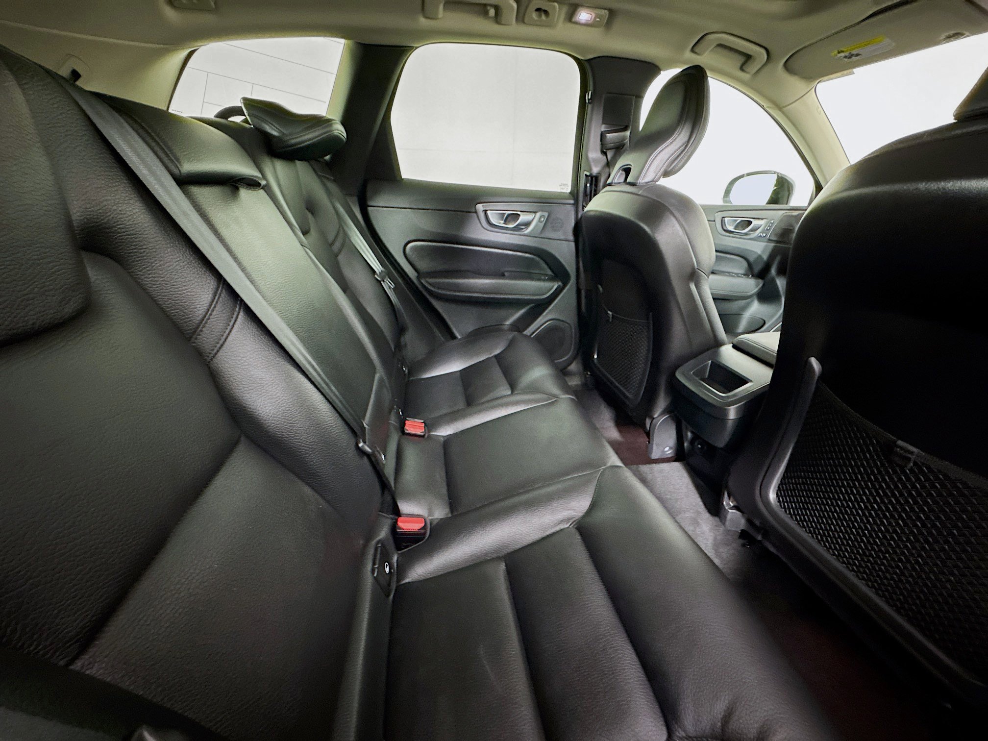 Used 2023 Volvo XC60 B5 Plus w/ Climate Package image 26