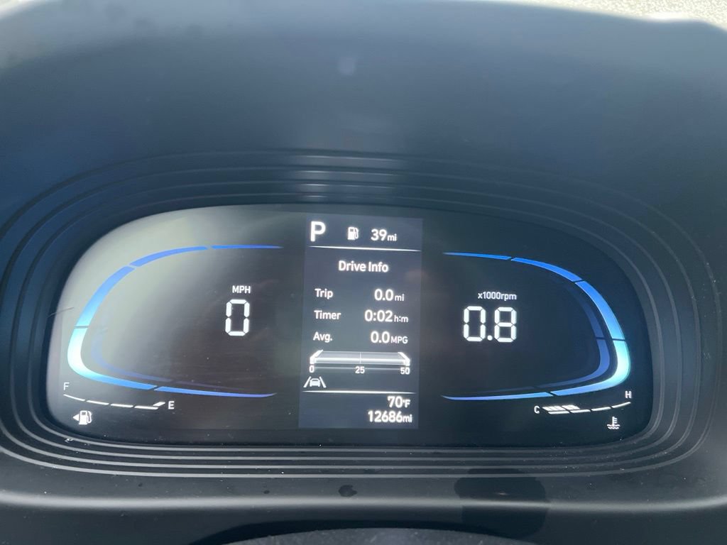 Certified 2024 Hyundai Venue SEL FWD image 10