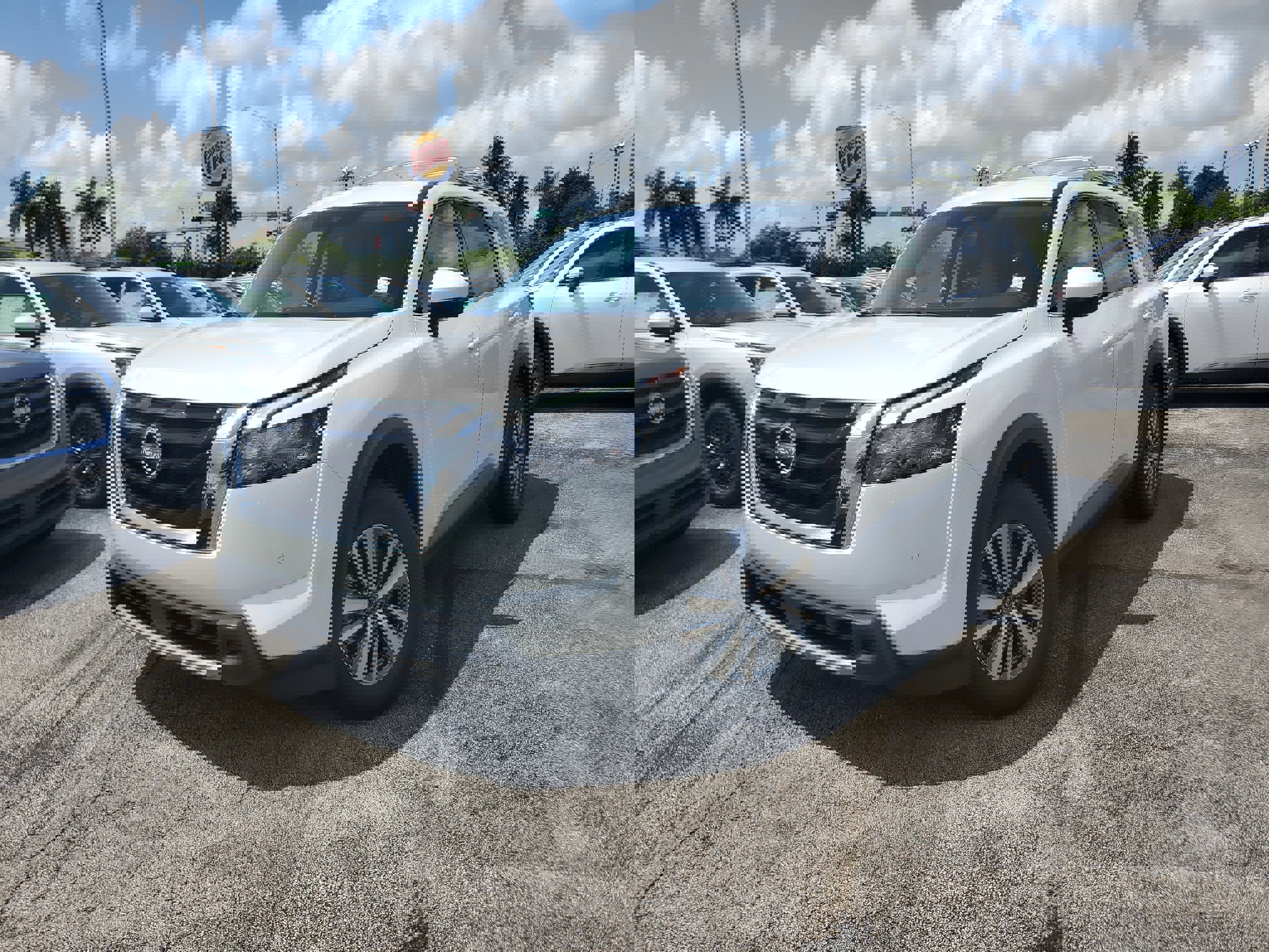 New 2025 Nissan Pathfinder SL w/ Cargo Package image 26