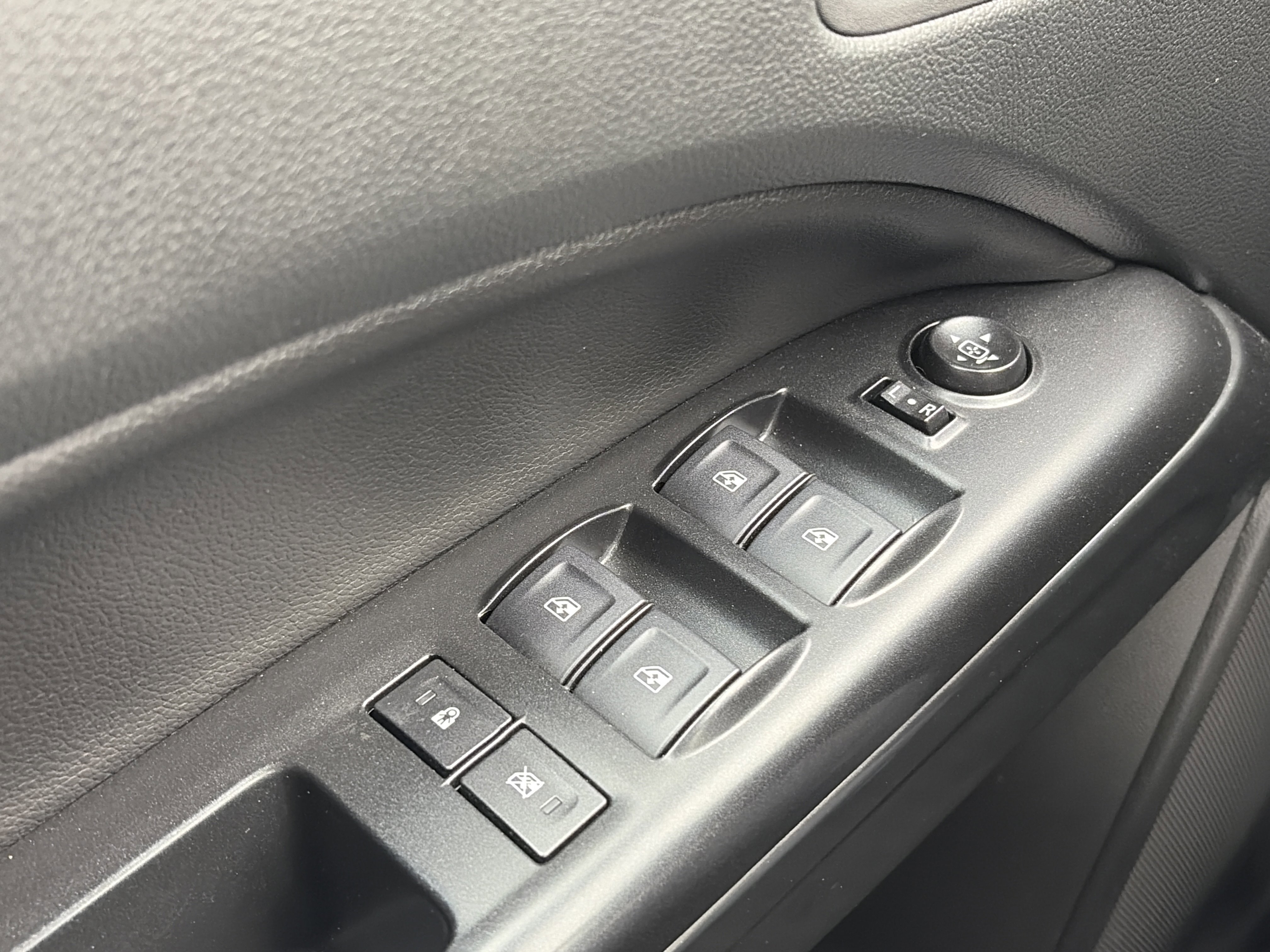 Used 2022 GMC Canyon AT4 w/ Trailering Package image 26