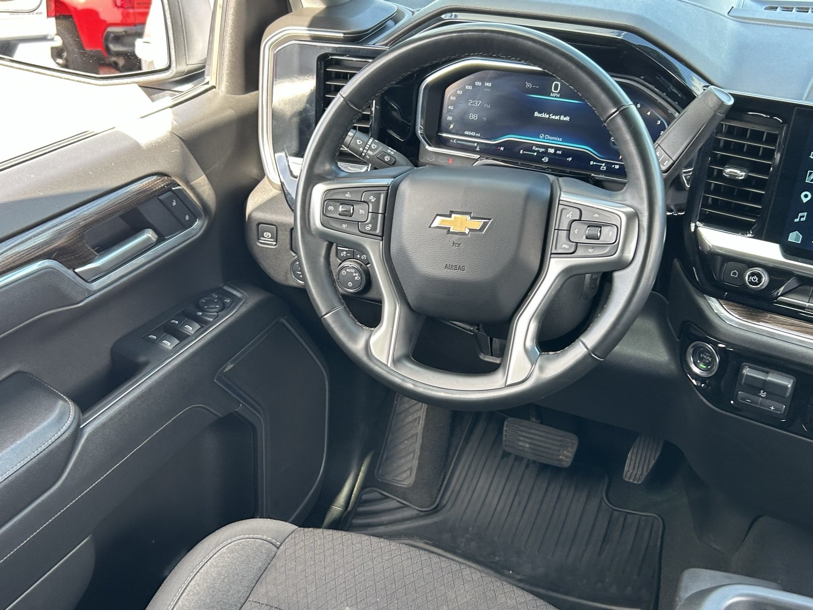 Certified 2025 Chevrolet Silverado 1500 LT RWD image 15
