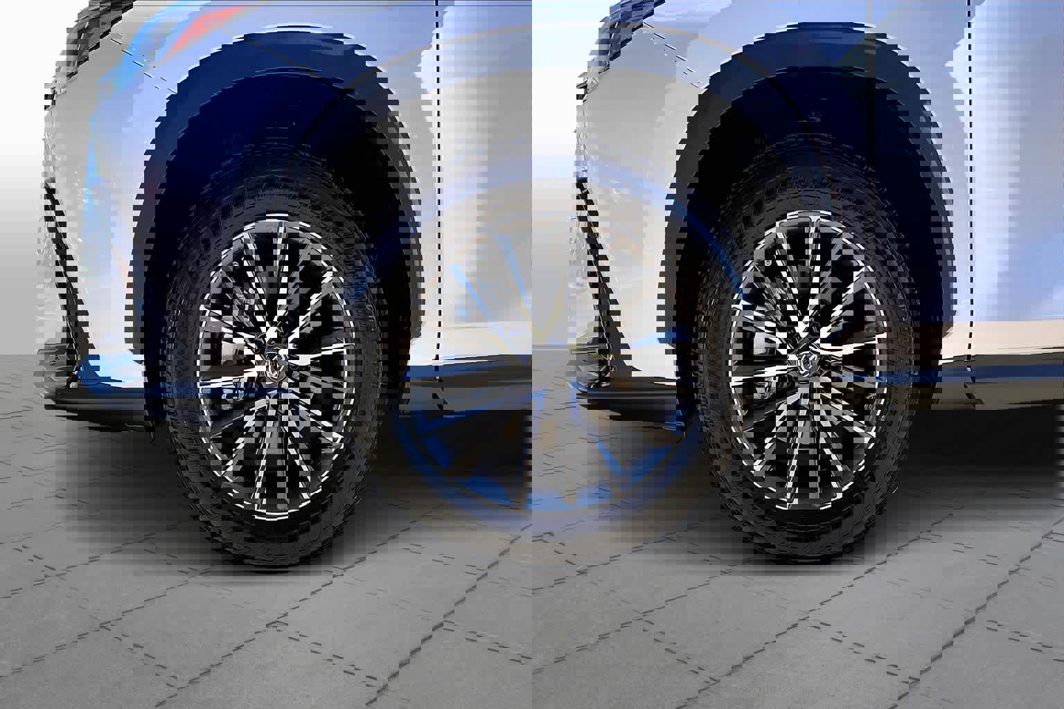 Used 2025 Lexus NX 250 FWD w/ Accessory Package (Z1) image 11