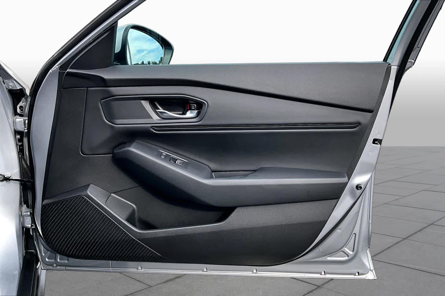 Used 2023 Honda Accord EX image 22
