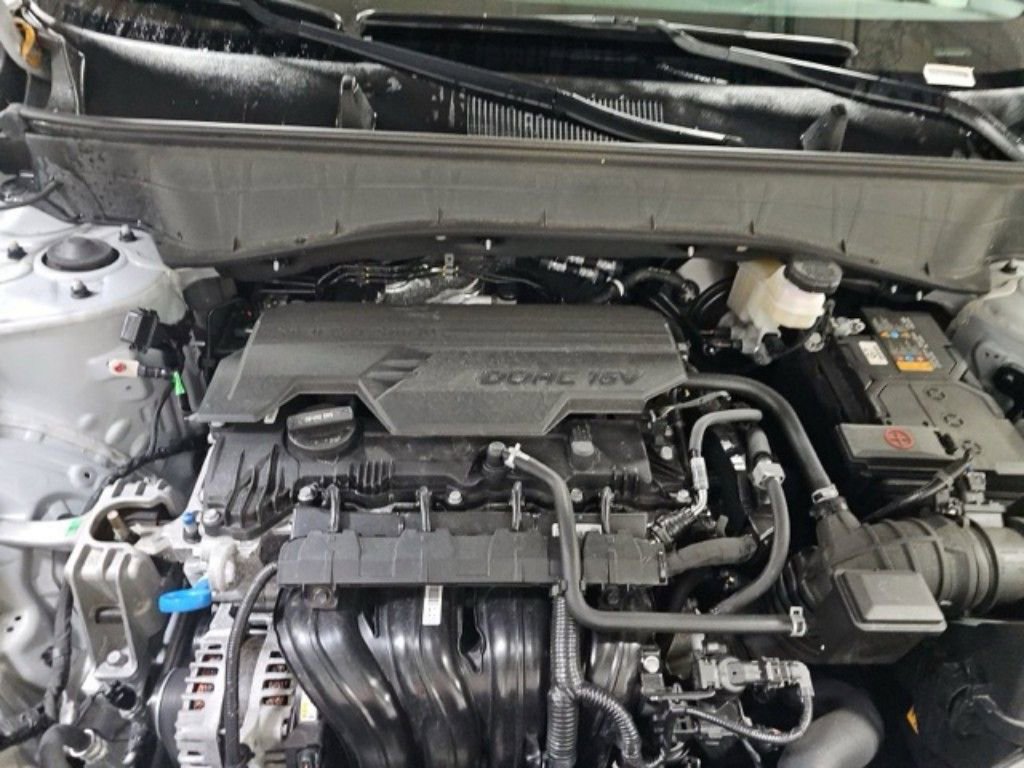 Used 2025 Hyundai Kona SEL image 18