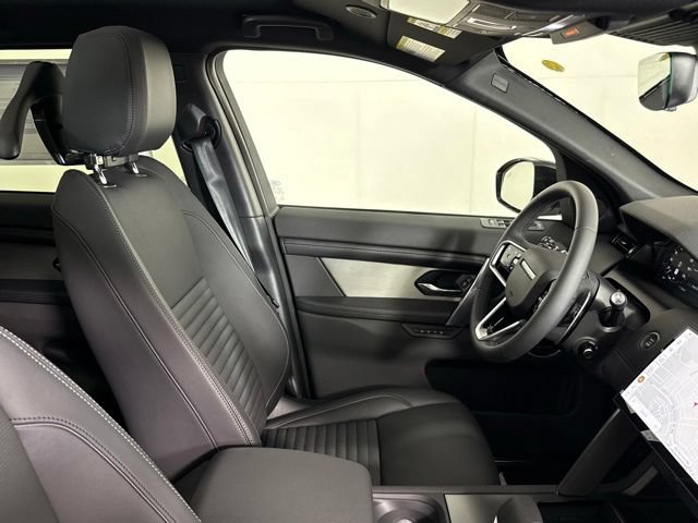 New 2026 Land Rover Discovery Sport Landmark AWD/4WD image 33