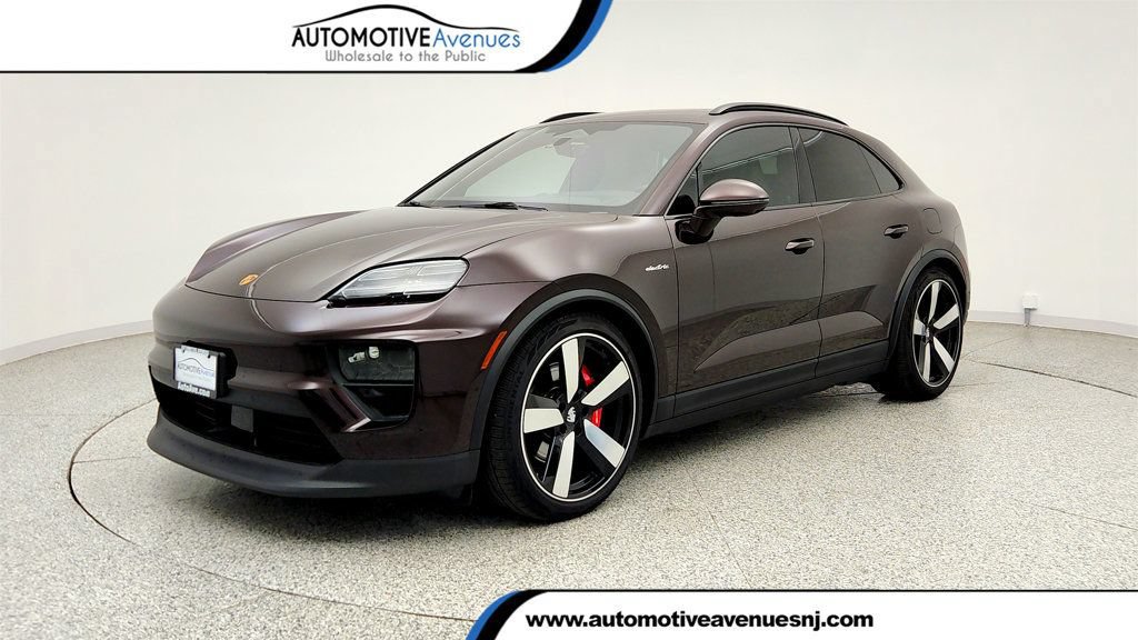 Used 2025 Porsche Macan 4S Electric w/ Premium Package