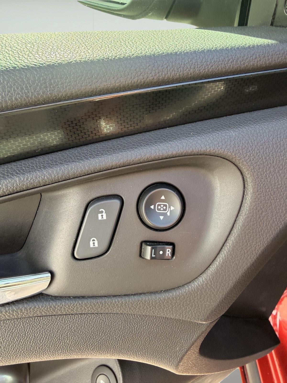 Used 2014 Buick Regal GS FWD image 10