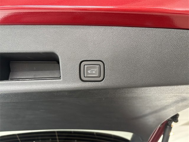 Certified 2024 Chevrolet Traverse RS image 17