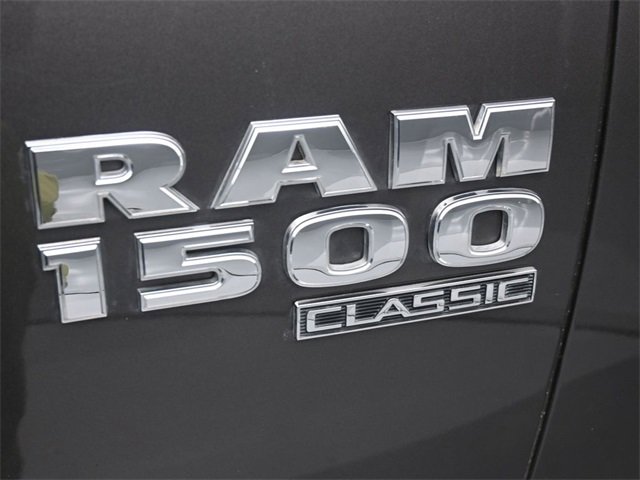 Used 2022 RAM 1500 Classic SLT image 29