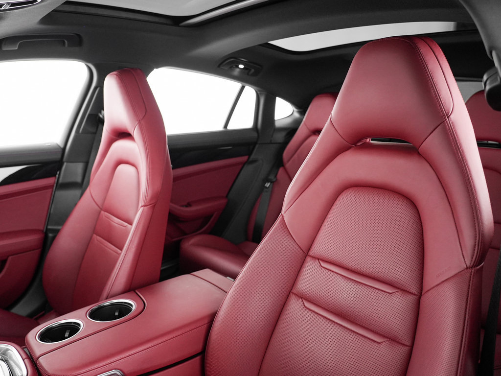 Used 2018 Porsche Panamera 4S AWD/4WD image 18