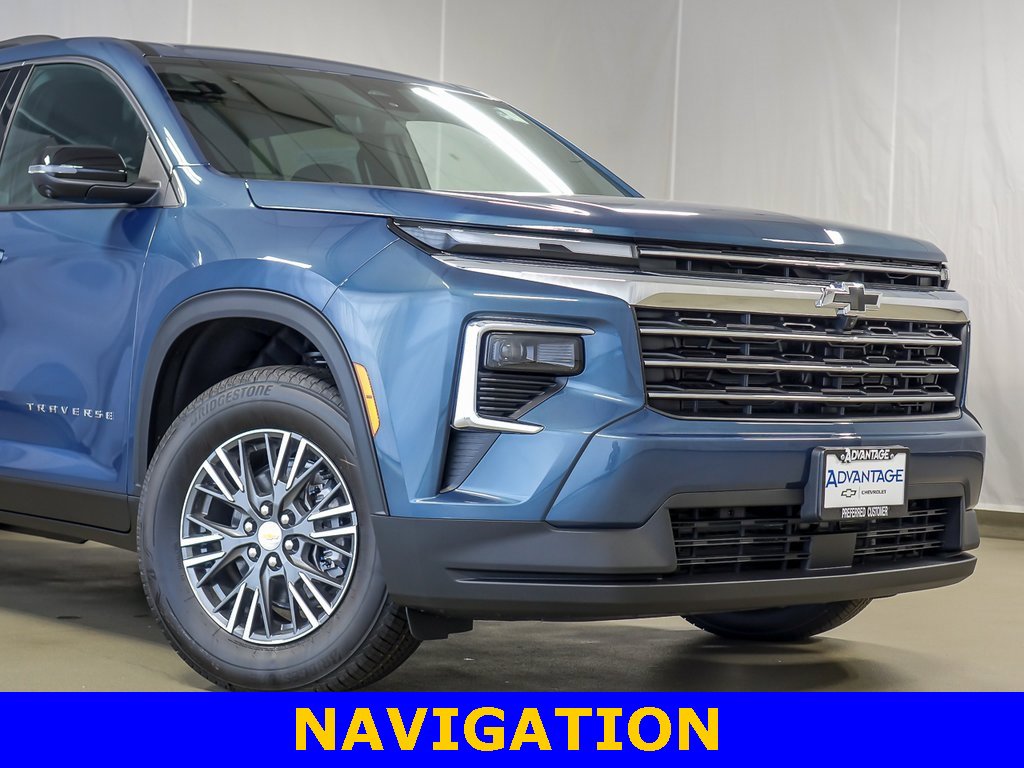 New 2026 Chevrolet Traverse LT w/ Driver Confidence Package image 3