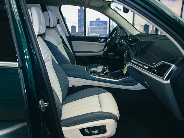 New 2026 BMW ALPINA XB7 AWD/4WD image 20