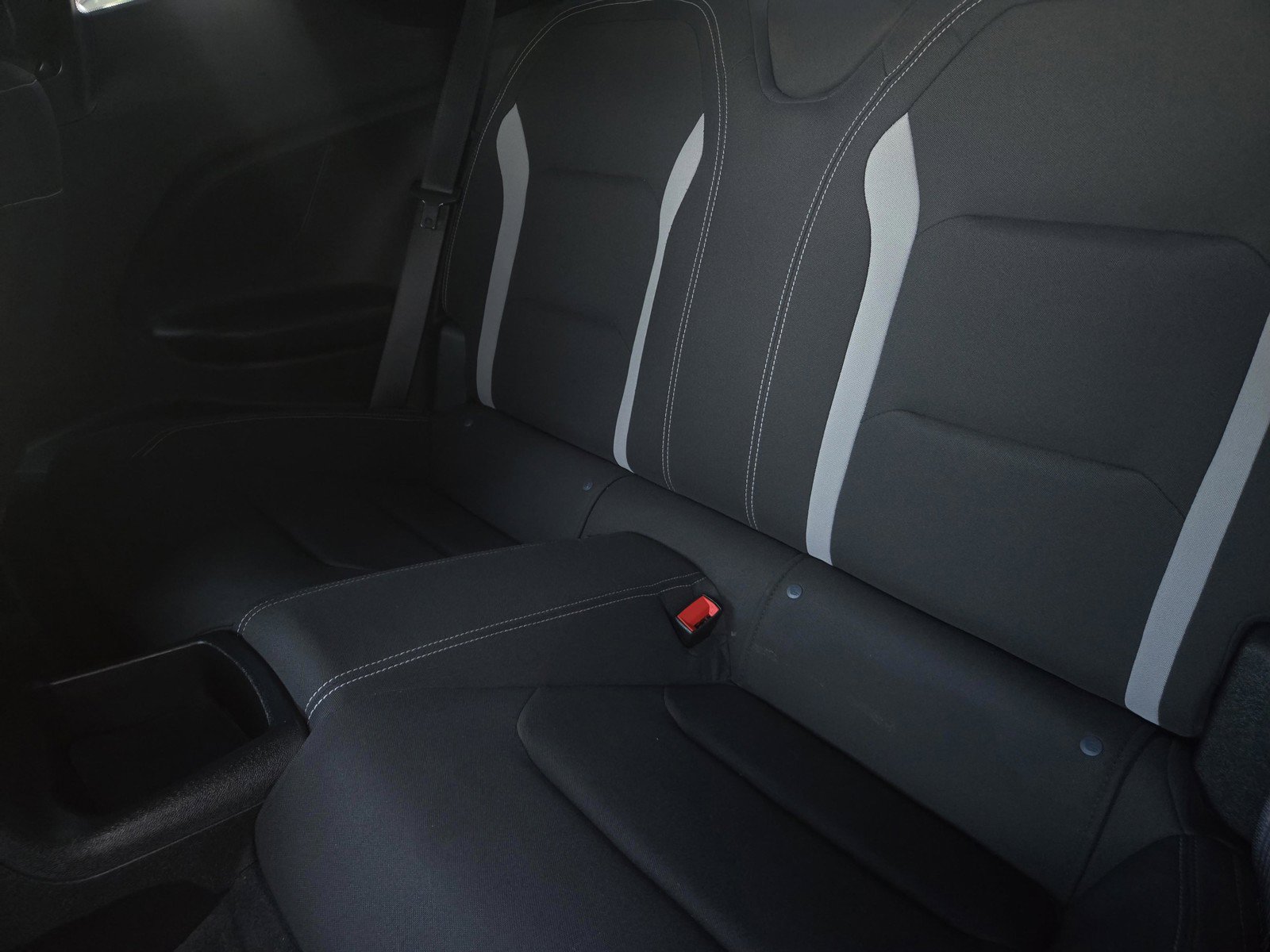 Used 2023 Chevrolet Camaro LT RWD image 5