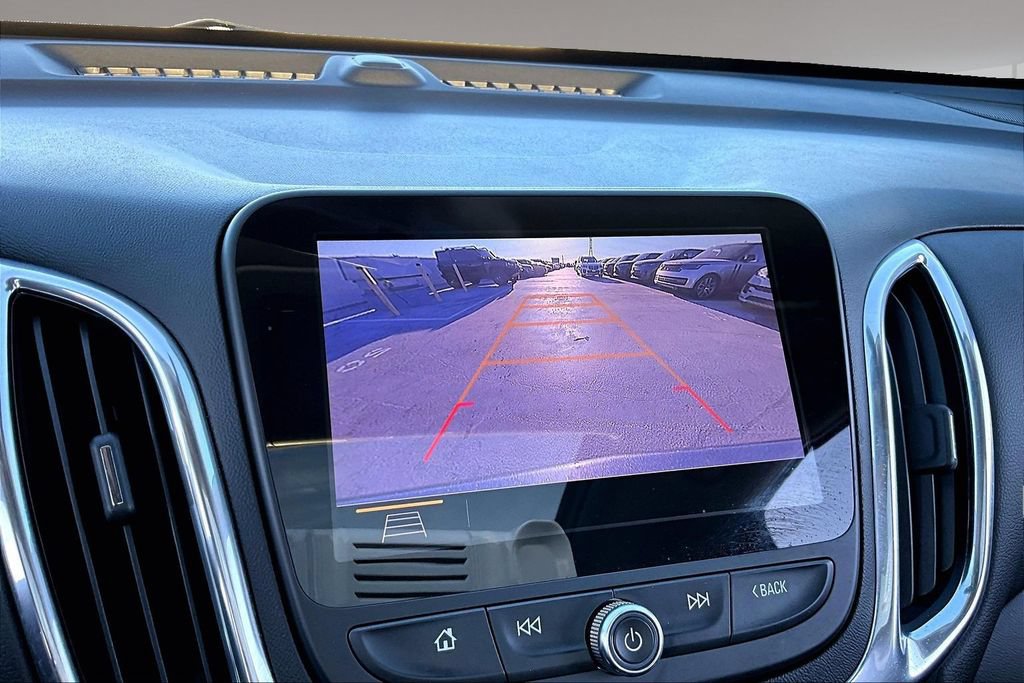 Used 2019 Chevrolet Equinox LT w/ Sun & Navigation Package AWD/4WD image 14