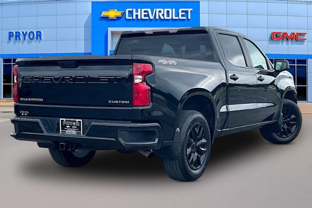 Used 2023 Chevrolet Silverado 1500 Custom AWD/4WD image 5