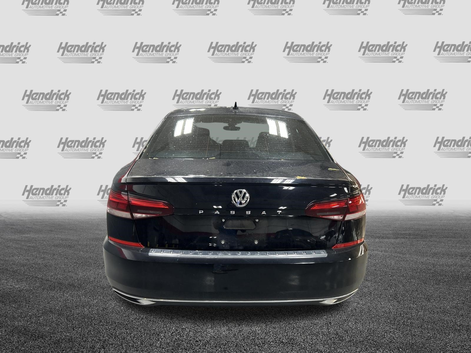 Used 2021 Volkswagen Passat 2.0T SE FWD image 10