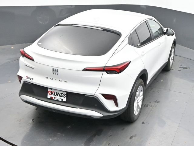 Used 2025 Buick Envista Preferred image 41